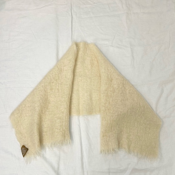 Donegal Design Mohair Wool Scarf Wrap Made in Ireland - Picture 3 of 13